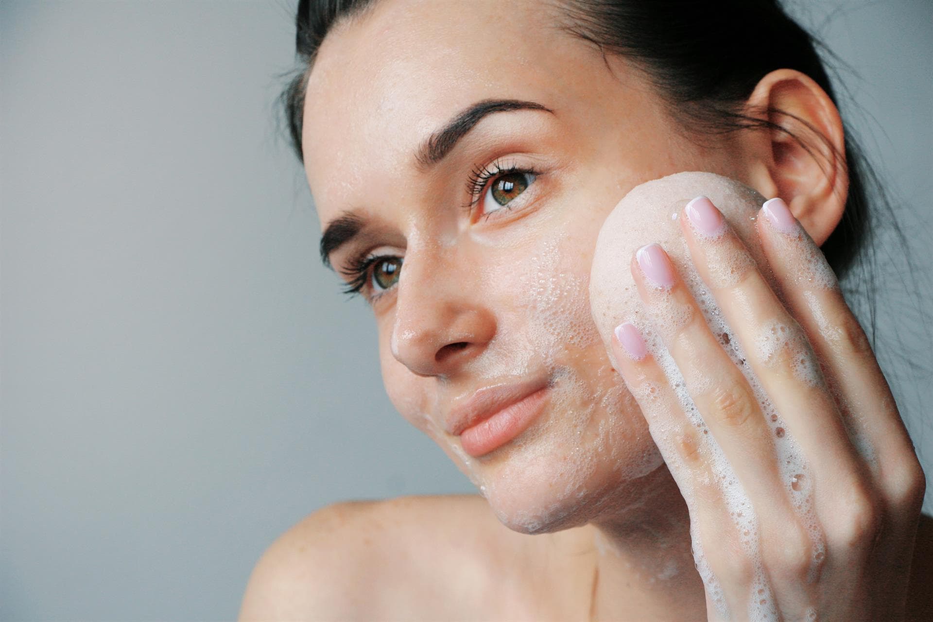  Ofrecemos cosmética personalizada das mellores marcas de coidado facial